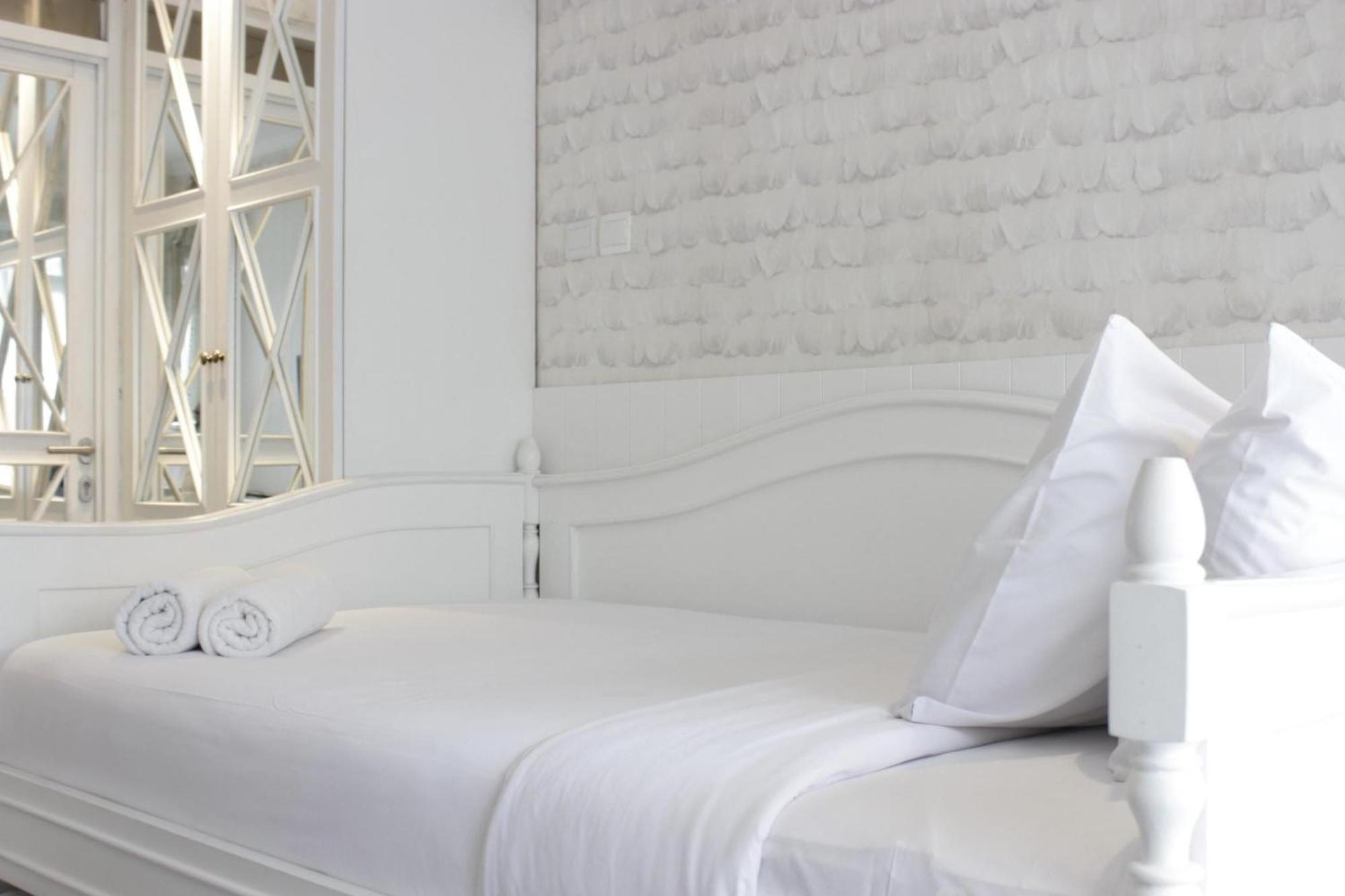 Elegant & Stylish At Gateway Pasteur By Travelio * Bandung